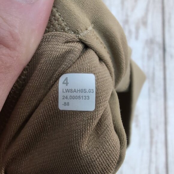 Lululemon Nulu Slim Fit High Rise Skirt Size 4 Army Green - Picture 5 of 7